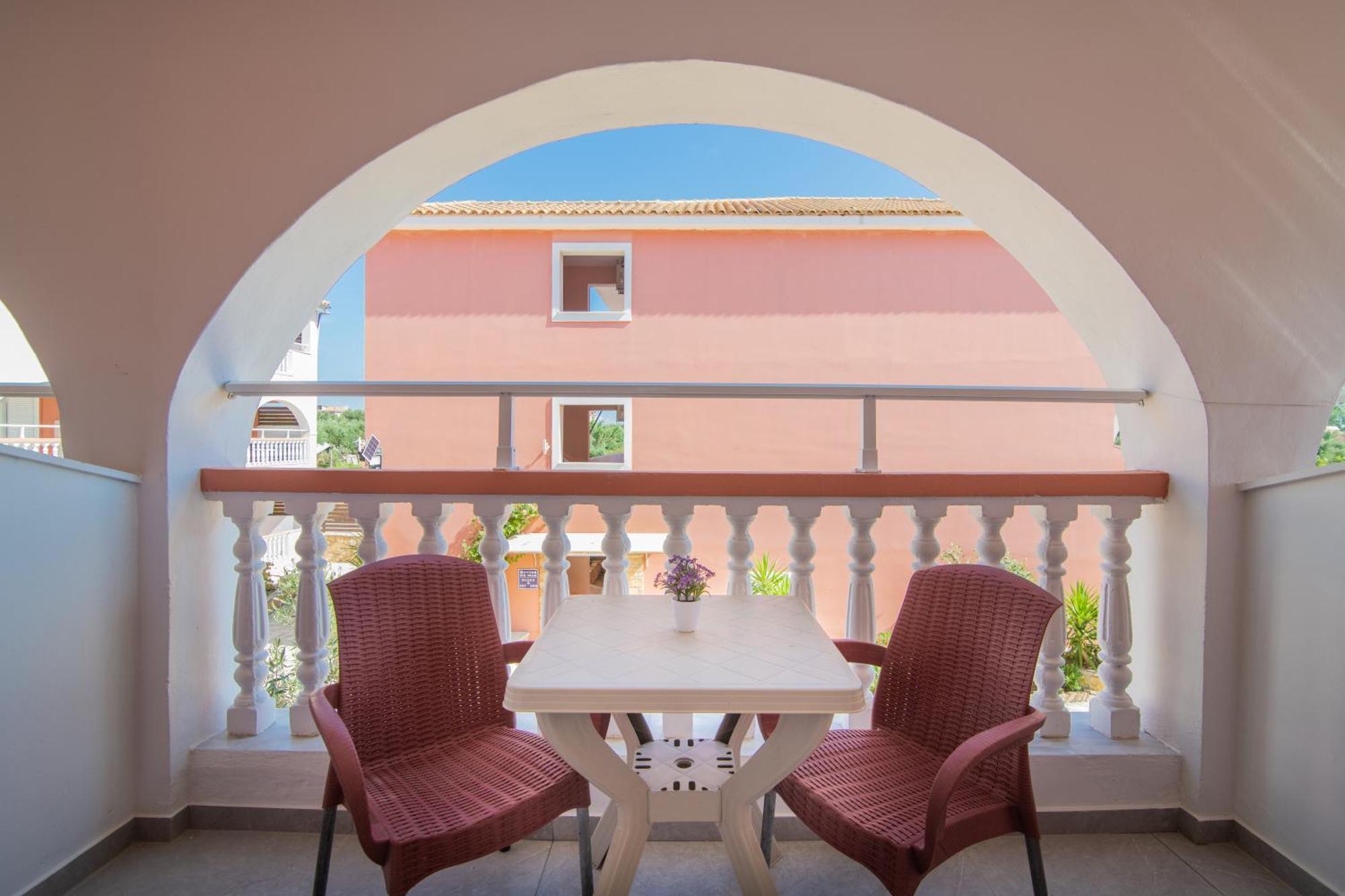Savvas Hotel (Adults Only) Laganas Ngoại thất bức ảnh