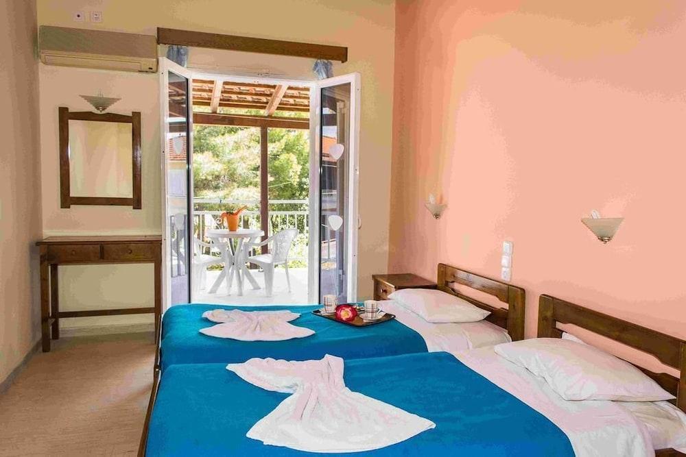 Savvas Hotel (Adults Only) Laganas Ngoại thất bức ảnh